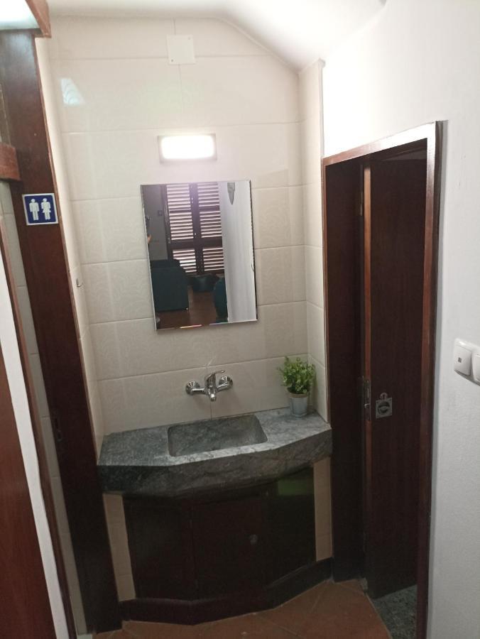 Hostel Vilarade Portimao Exterior photo